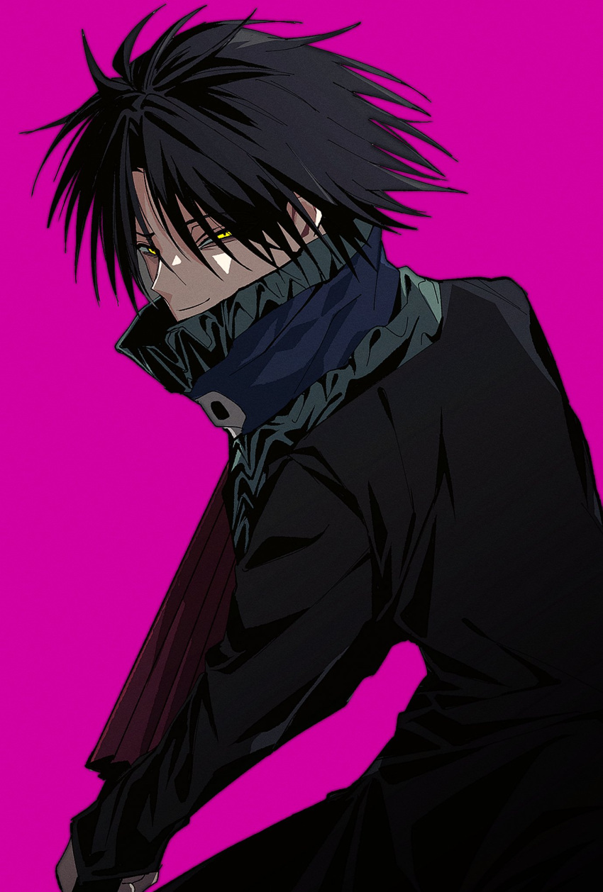 1boy black_eyes black_hair evil_eyes evil_smile feitan_portor high_collar highres hunter_x_hunter long_sleeves looking_at_viewer looking_to_the_side male_focus parted_bangs pink_background short_hair simple_background smile solo tokyo_bbo upper_body yellow_eyes