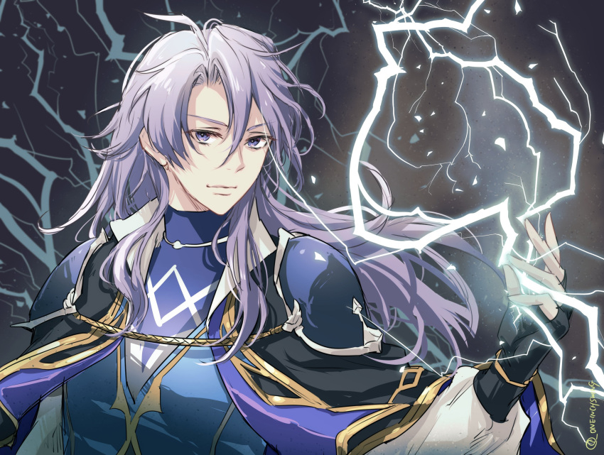 1boy armor arthur_(fire_emblem:_genealogy_of_the_holy_war) artist_name casting_spell dark_background fire_emblem fire_emblem:_genealogy_of_the_holy_war hair_between_eyes highres lightning long_hair looking_at_viewer mixed-language_commentary purple_hair shoulder_armor twitter_username umi_(_oneinchswing) violet_eyes