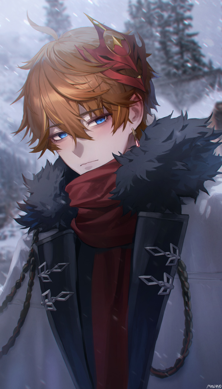 1boy absurdres aiguillette blue_eyes blurry closed_mouth coat depth_of_field earrings fur-trimmed_coat fur_trim genshin_impact highres jewelry looking_at_viewer male_focus mask mask_on_head mmlyno orange_hair red_mask red_scarf scarf short_hair snowing solo tartaglia_(genshin_impact) upper_body white_coat