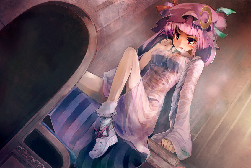 bobby_socks breasts crescent crescent_moon hat long_hair patchouli_knowledge purple_eyes purple_hair sitting socks solo touhou ukyo_rst violet_eyes
