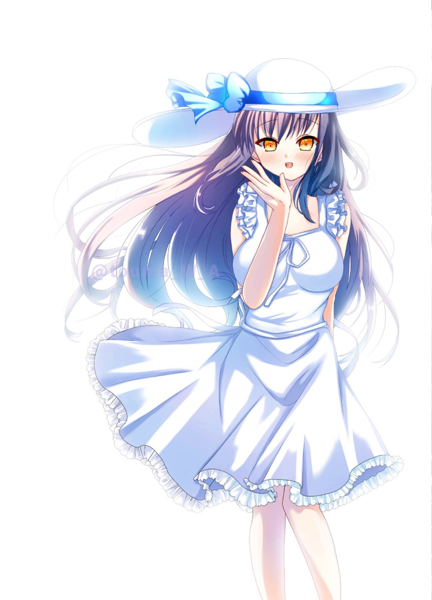 1girl 2023 :d alternate_costume arm_behind_back bare_arms black_hair bloom blue_bow blush bow breasts commentary_request dated_commentary dress feet_out_of_frame floating_clothes floating_hair frilled_dress frills hair_between_eyes hand_up hat hat_bow highres kushima_kamome large_breasts long_hair looking_at_viewer open_mouth ribbon sidelocks simple_background sleeveless sleeveless_dress smile solo standing summer_pockets sundress teeth twitter_username upper_teeth_only very_long_hair white_background white_dress white_headwear white_ribbon yaki-ayato yellow_eyes