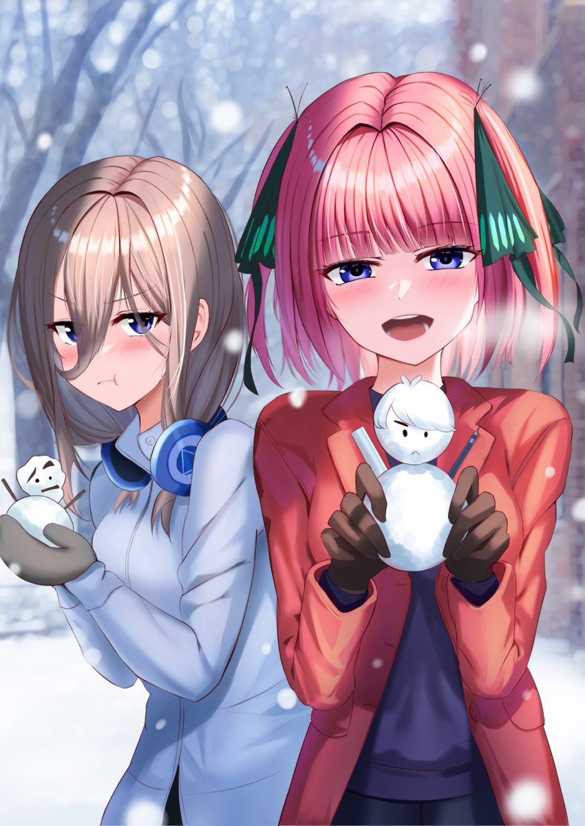 2girls :t black_ribbon blue_coat blue_eyes blunt_bangs blush brown_gloves brown_hair butterfly_hair_ornament character_snowman closed_mouth coat commentary_request cowboy_shot eyelashes eyes_visible_through_hair gloves go-toubun_no_hanayome hair_between_eyes hair_ornament hair_ribbon hands_up happy headphones headphones_around_neck highres holding_snowman jitome kukeylove long_hair looking_at_viewer medium_hair mittens multiple_girls nakano_miku nakano_nino open_mouth outdoors pout red_coat redhead ribbon siblings sisters smile snowing snowman standing straight-on teeth uesugi_fuutarou upper_teeth_only v-shaped_eyebrows visible_air winter