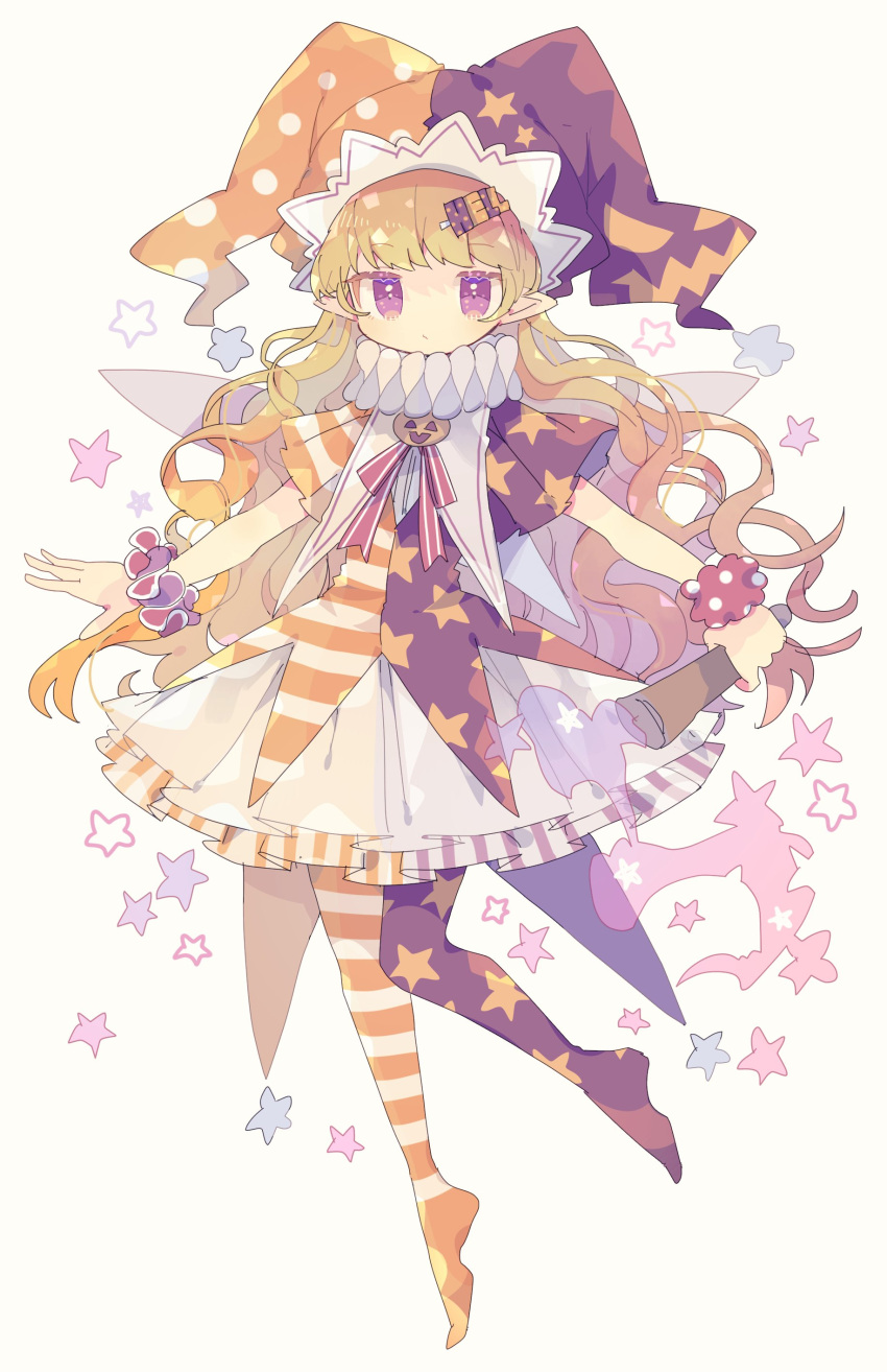 1girl absurdres alternate_color blonde_hair closed_mouth clownpiece commentary_request fairy_wings hat highres holding holding_torch jack-o'-lantern_ornament jester_cap long_hair looking_at_viewer multicolored_pantyhose multicolored_shirt neck_ruff nikorashi-ka orange_headwear orange_pantyhose orange_shirt pantyhose pointy_ears purple_headwear purple_pantyhose purple_shirt red_scrunchie scrunchie shirt simple_background skirt solo star_(symbol) star_print striped striped_shirt text_hair_ornament torch touhou violet_eyes white_background white_pantyhose white_shirt white_skirt wings wrist_scrunchie
