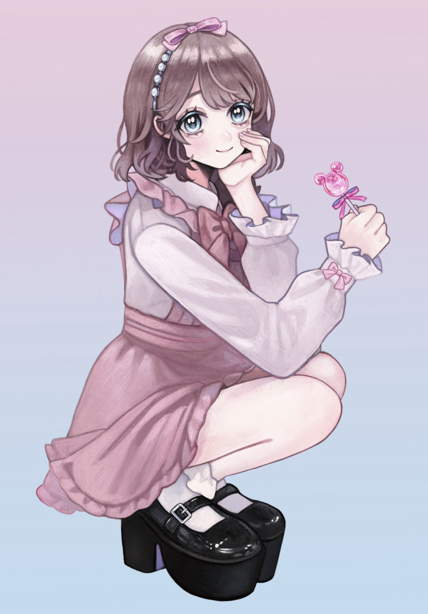 1girl aegyo_sal black_footwear blue_eyes blush bow brown_hair candy closed_mouth collared_shirt commentary_request food frilled_shirt frills full_body gradient_background hair_bow hairband hand_on_own_cheek hand_on_own_face hands_up highres himeno-chan_(min) holding holding_candy holding_food holding_lollipop lollipop long_sleeves looking_at_viewer min_(mts2314) original pink_bow pink_skirt platform_footwear shirt shoes sitting skirt smile socks solo white_shirt white_socks