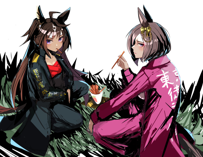 2girls absurdres ahoge air_groove_(umamusume) alternate_costume black_jacket black_pants bow brown_hair carrot_sticks commentary_request duramente_(umamusume) ear_bow food food_in_mouth from_side highres holding holding_food horse_girl jacket long_hair multicolored_hair multiple_girls pants pink_jacket pink_pants rakasei5050 short_hair squatting streaked_hair tokkoufuku umamusume umayuru violet_eyes white_hair yellow_bow
