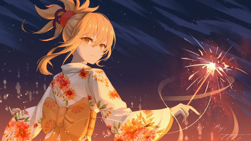 1girl absurdres alternate_costume blonde_hair brown_eyes fireworks floating_hair floral_print from_behind genshin_impact half_updo highres japanese_clothes kimono long_hair long_sleeves looking_at_viewer looking_back night obi print_kimono sash smile solo upper_body w-t white_kimono wide_sleeves yoimiya_(genshin_impact) yukata