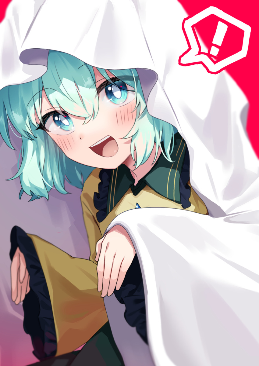 ! aqua_eyes blush bright_pupils buttons collared_shirt diamond_button frilled_shirt_collar frilled_sleeves frills ghost_costume green_hair green_skirt halloween highres komeiji_koishi long_sleeves medium_hair open_mouth outstretched_arms red_background shirt simple_background skirt smile spoken_exclamation_mark suikario touhou white_pupils wide_sleeves yellow_shirt