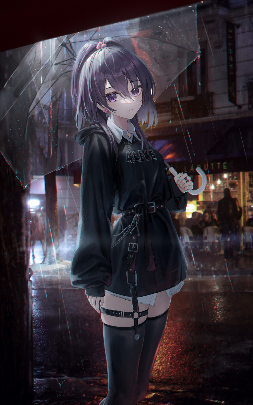 1girl absurdres aika_himena alternate_costume belt black_belt black_hoodie black_thighhighs building closed_mouth clothes_writing collared_shirt commentary_request commission earrings expressionless flippy_(cripine111) highres holding holding_umbrella hood hood_down hoodie jewelry long_sleeves looking_at_viewer magia_record:_mahou_shoujo_madoka_magica_gaiden mahou_shoujo_madoka_magica medium_hair night outdoors people pixiv_commission purple_hair rain ring shirt solo thigh-highs thigh_strap transparent transparent_umbrella umbrella violet_eyes white_shirt