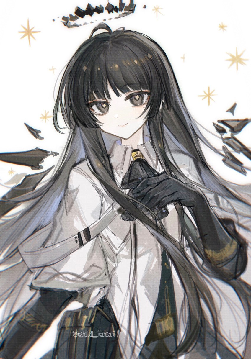 1girl arknights ascot black_ascot black_eyes black_gloves black_hair black_halo broken_halo closed_mouth collared_jacket commentary_request dark_halo detached_wings energy_wings gloves halo highres hime_cut jacket long_hair looking_at_viewer pouch shiki_fanart smile solo star_(symbol) upper_body virtuosa_(arknights) white_background white_jacket wings