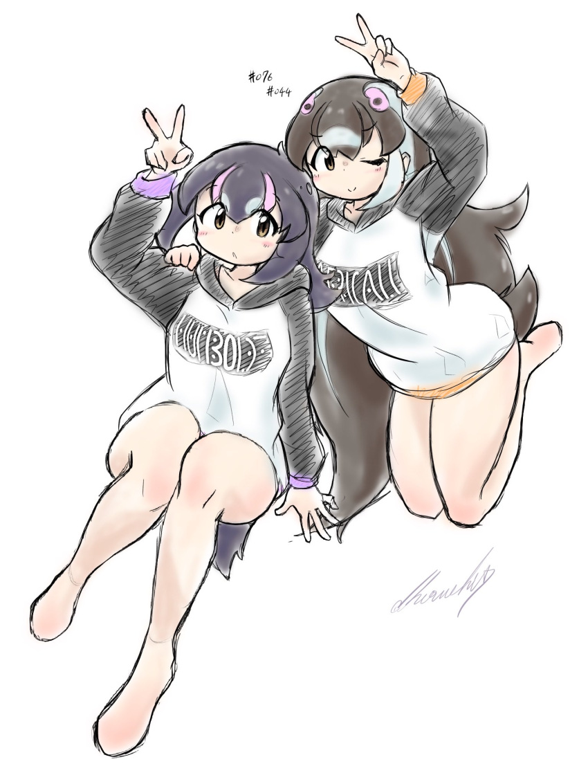 2girls african_penguin_(kemono_friends) black_eyes black_hair cherushi_2 highres hood hoodie humboldt_penguin_(kemono_friends) kemono_friends kemono_friends_v_project long_hair looking_at_viewer multicolored_hair multiple_girls one_eye_closed penguin_girl penguin_tail pink_hair simple_background tail two-tone_hair v virtual_youtuber white_hair