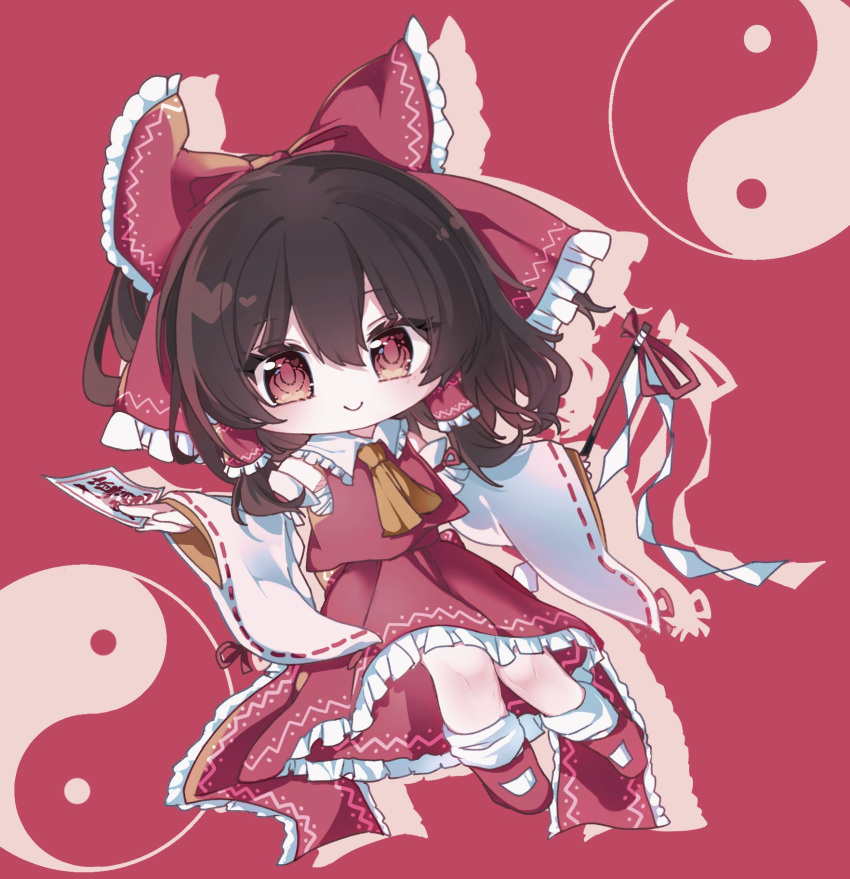 1girl ascot bare_shoulders between_fingers bobby_socks bow brown_hair chibi commentary_request detached_sleeves frilled_bow frilled_hair_tubes frilled_ribbon frilled_shirt_collar frilled_skirt frills full_body gohei hair_bow hair_tubes hakurei_reimu hayuk0 highres holding holding_gohei long_sleeves looking_at_viewer mary_janes medium_hair ofuda ofuda_between_fingers print_bow print_ribbon print_skirt red_background red_bow red_eyes red_footwear red_ribbon red_shirt red_skirt ribbon sarashi shirt shoes sidelocks simple_background skirt skirt_set smile socks solo touhou white_socks wide_sleeves yellow_ascot yin_yang