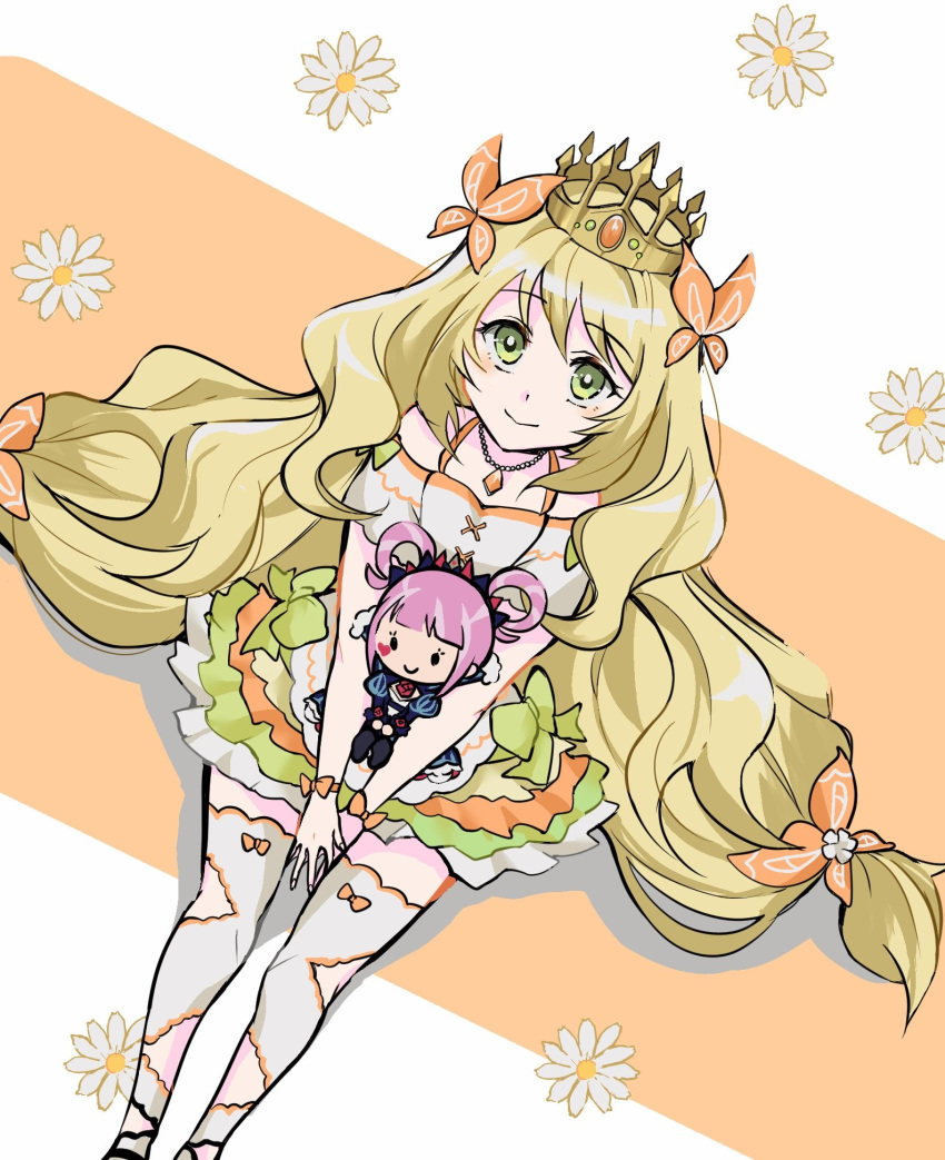 1girl blonde_hair bow butterfly_hair_ornament celine_(fire_emblem) character_doll crown doll dress dress_bow fire_emblem fire_emblem_engage green_bow green_eyes hair_ornament hair_rings highres holding holding_doll hortensia_(fire_emblem) jewelry long_hair looking_at_viewer looking_up necklace oda32t official_alternate_costume orange_bow pink_hair smile thigh-highs very_long_hair white_dress wrist_bow