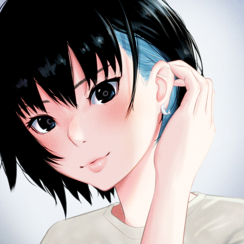 1girl adjusting_hair amagami black_eyes black_hair blue_hair blush casual close-up closed_mouth colored_inner_hair commentary dolphin_earrings earrings eyelashes film_grain gradient_background hair_behind_ear hair_between_eyes highres jewelry lips looking_at_viewer multicolored_hair nanasaki_ai oshizu portrait ringed_eyes shirt short_hair solo t-shirt two-tone_hair white_background white_shirt