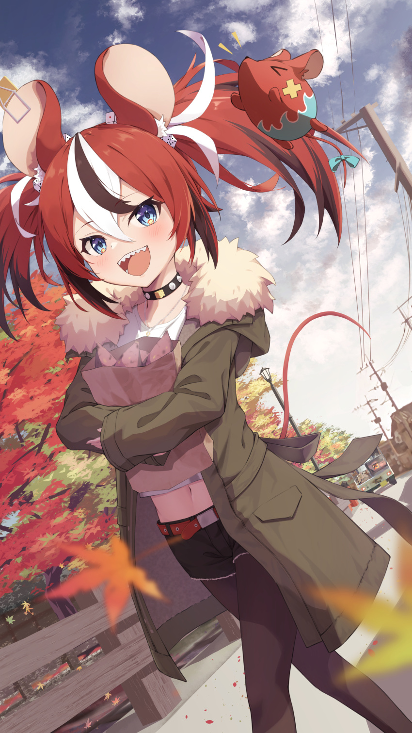 1girl absurdres alternate_costume animal_ears autumn autumn_leaves bag belt black_choker black_pantyhose black_shorts blue_eyes casual choker coat commentary_request denim denim_shorts food fur-trimmed_coat fur_trim green_coat hakos_baelz highres hololive hololive_english looking_at_viewer midriff mouse_ears mouse_tail mr._squeaks_(hakos_baelz) multicolored_hair navel open_mouth outdoors pantyhose pantyhose_under_shorts paper_bag redhead sharp_teeth shirt short_shorts shorts sky solo spiked_choker spikes streaked_hair sweet_potato tail taitan teeth twintails uneven_twintails virtual_youtuber white_shirt