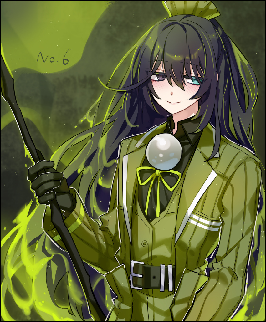 belt black_gloves black_shirt blue_eyes brooch coat collared_shirt e.g.o_(project_moon) english_text gem glaive_(polearm) gloves green_coat green_pants green_ribbon green_vest headdress heterochromia highres holding holding_polearm holding_weapon hong_lu_(limbus_company) jewelry limbus_company long_hair open_clothes open_coat pants pearl_(gemstone) polearm project_moon ribbon shiki_(shikki46) shirt slime_(substance) solo vest violet_eyes weapon