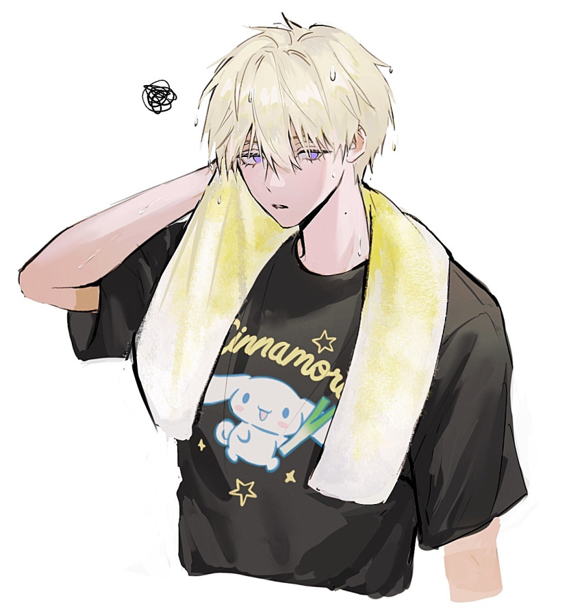 1boy arm_up black_shirt blonde_hair character_name character_print cinnamoroll commentary cropped_torso english_commentary expressionless eyelashes hair_between_eyes highres looking_at_viewer male_focus mole mole_on_neck nijisanji nijisanji_en parted_lips pearl_(pe4rrrrrl) print_shirt sanrio shirt short_hair short_sleeves simple_background solo sonny_brisko spring_onion squiggle star_(symbol) t-shirt towel towel_around_neck upper_body violet_eyes virtual_youtuber wet wet_hair white_background