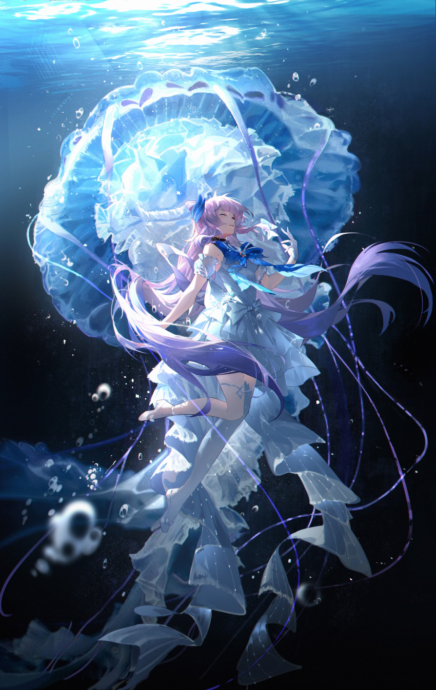 1girl absurdres air_bubble bare_shoulders blue_bow blue_bowtie blue_horns blunt_bangs bow bowtie bubble closed_eyes commentary_request dress full_body genshin_impact gloves gradient_hair hand_up highres horns jellyfish leleyoukuailele long_hair multicolored_hair open_mouth pink_hair purple_hair sangonomiya_kokomi shoes single_thighhigh sleeveless sleeveless_dress solo thigh-highs underwater very_long_hair white_dress white_footwear white_gloves