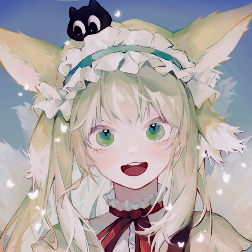 1girl animal_ears arknights blonde_hair blue_hairband commentary fox_ears fox_girl frilled_hairband frills gouhuozai green_eyes hairband heixiu highres looking_at_viewer luo_xiaohei_zhanji neck_ribbon open_mouth portrait red_ribbon ribbon round_teeth shirt solo suzuran_(arknights) teeth upper_teeth_only white_shirt