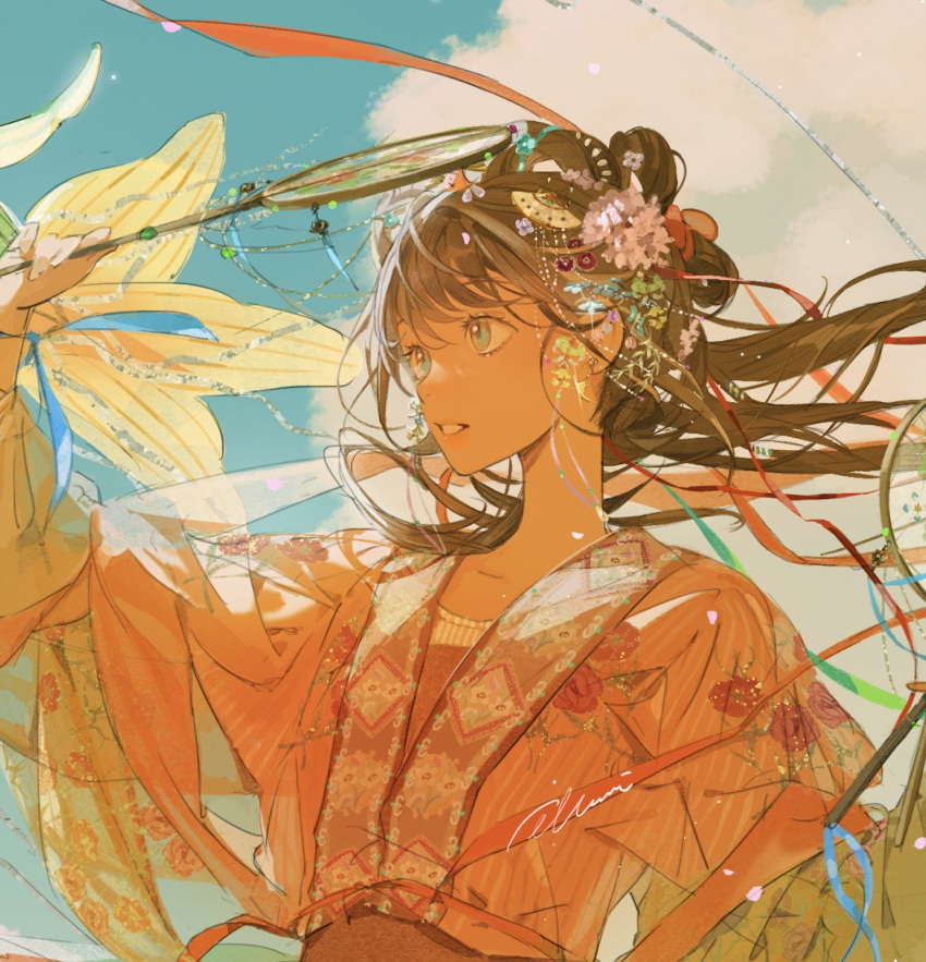 1girl artist_name brown_hair clouds earrings green_eyes hair_between_eyes highres holding illumi999 japanese_clothes jewelry kimono light_particles long_hair looking_ahead original outdoors parted_lips sidelocks signature sky solo traditional_clothes upper_body