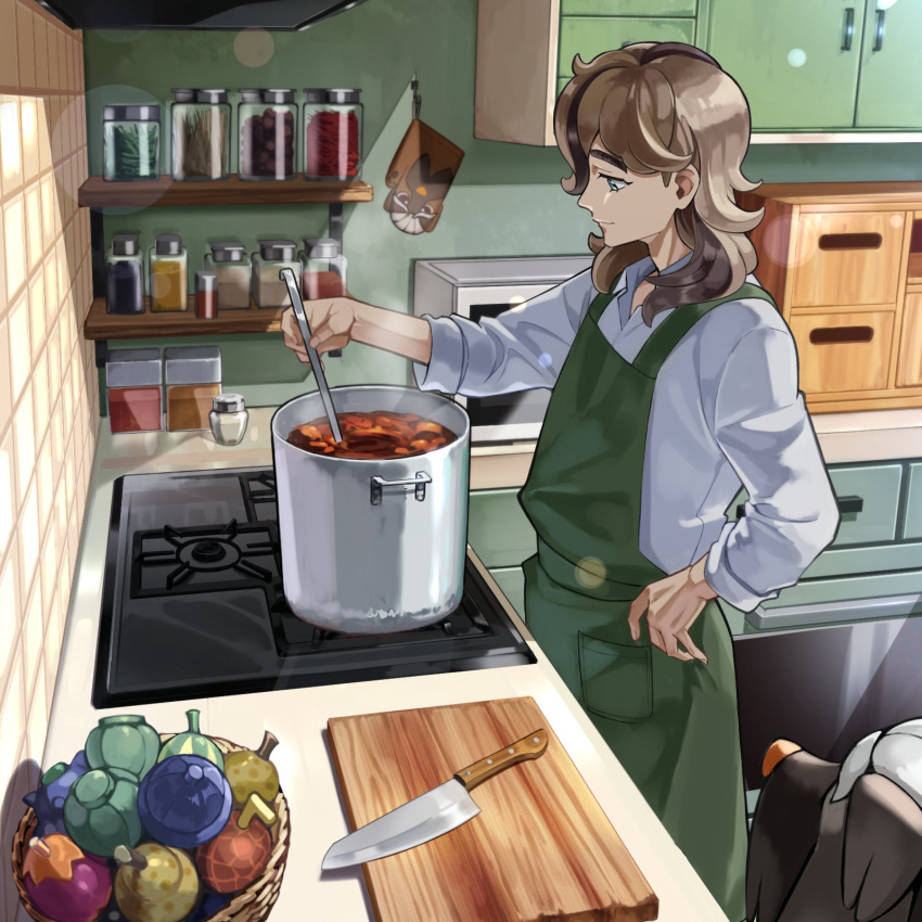 1boy alternate_costume apron arven_(pokemon) basket blonde_hair closed_mouth commentary_request cooking cooking_pot cupboard cutting_board green_apron green_eyes hand_on_own_hip highres holding indoors jar kitchen knife kyu_(kemon_19) long_hair looking_down mabosstiff male_focus microwave pokemon pokemon_(creature) pokemon_sv shelf shirt steam stove