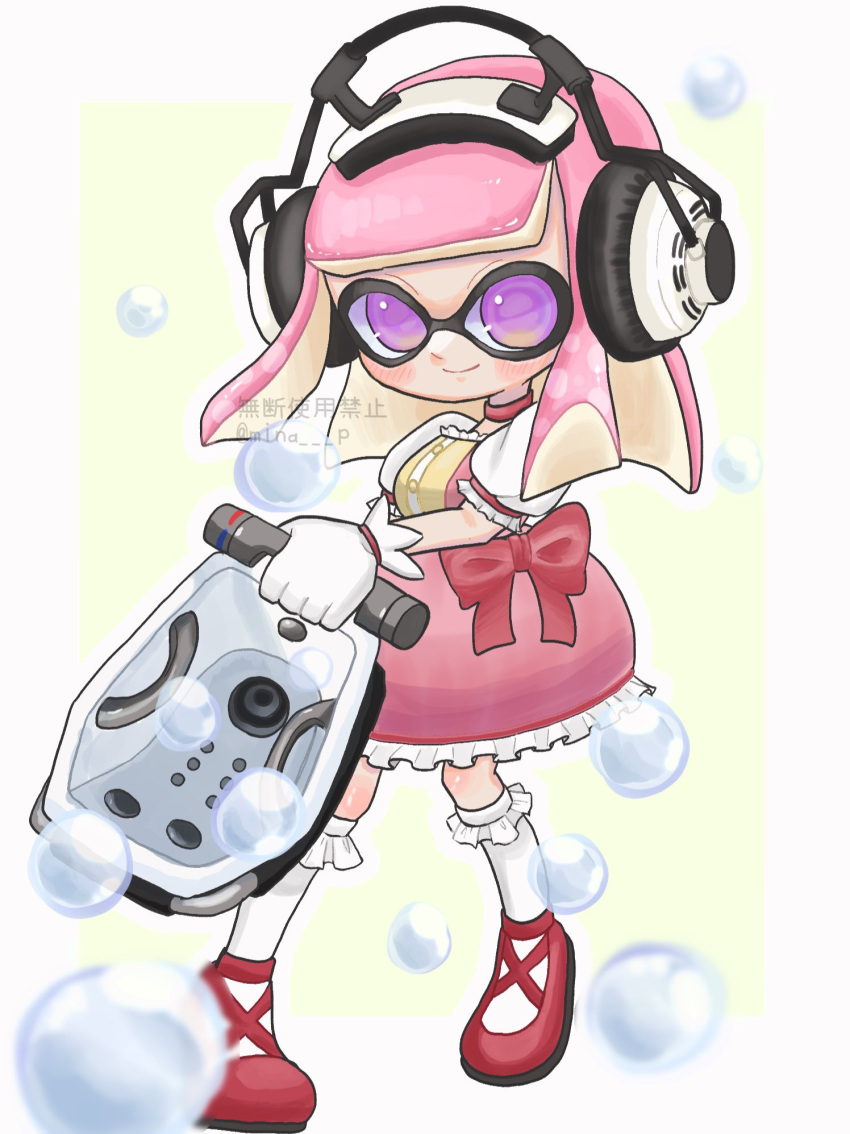 1girl artist_name bloblobber_(splatoon) border commentary_request dress frilled_dress frills gloves headphones highres holding holding_weapon inkling inkling_girl mina_p pink_dress pink_hair puffy_sleeves red_footwear shoes short_hair short_sleeves simple_background smile soap_bubbles solo splatoon_(series) splatoon_3 violet_eyes weapon white_border white_gloves white_sleeves yellow_background