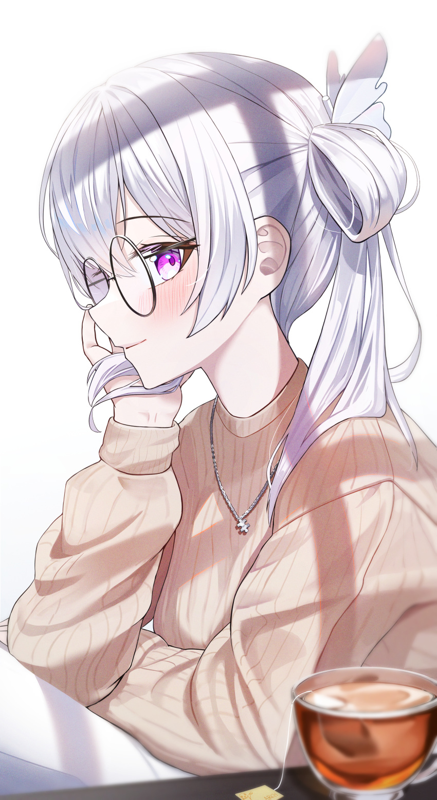 1girl absurdres arch_a4 black-framed_eyewear blurry blurry_foreground blush brown_sweater closed_mouth cup glasses head_rest highres ine_(vtuber) jewelry long_hair long_sleeves looking_at_viewer looking_to_the_side necklace ponytail ribbed_sweater round_eyewear simple_background smile solo sweater tea teabag violet_eyes virtual_youtuber waktaverse white_background white_hair