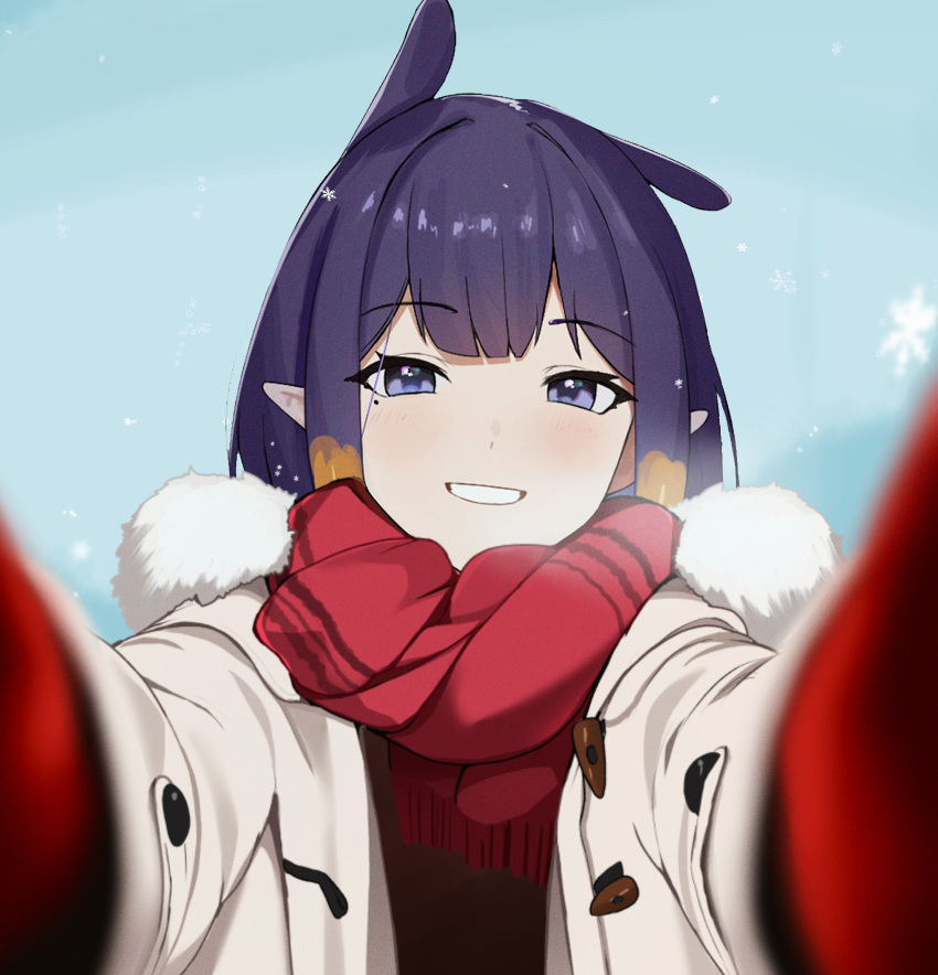 1girl alternate_costume blue_eyes blunt_bangs center-flap_bangs coat english_commentary engrish_commentary fur-trimmed_coat fur_trim gloves gradient_hair grin highres hololive hololive_english ku_roiko light_blush long_hair looking_at_viewer mole mole_under_eye multicolored_hair ninomae_ina'nis open_clothes open_coat orange_hair outdoors pointy_ears purple_hair red_gloves red_scarf scarf sidelocks smile snowflakes snowing solo tentacle_hair violet_eyes virtual_youtuber white_coat winter_clothes