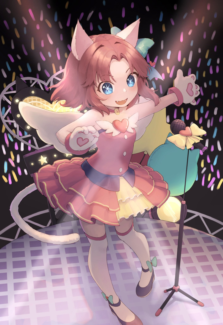 1girl animal_ears animal_hands aqua_eyes black_footwear blue_bow blue_bowtie bow bowtie cat_ears cat_paws chenyunchen2001 dress fang glowstick heart highres kneehighs microphone moneko_(nyanko_daisensou) nyanko_daisensou pink_dress pink_hair smile socks sparkling_eyes stage stage_lights star_(symbol) wings