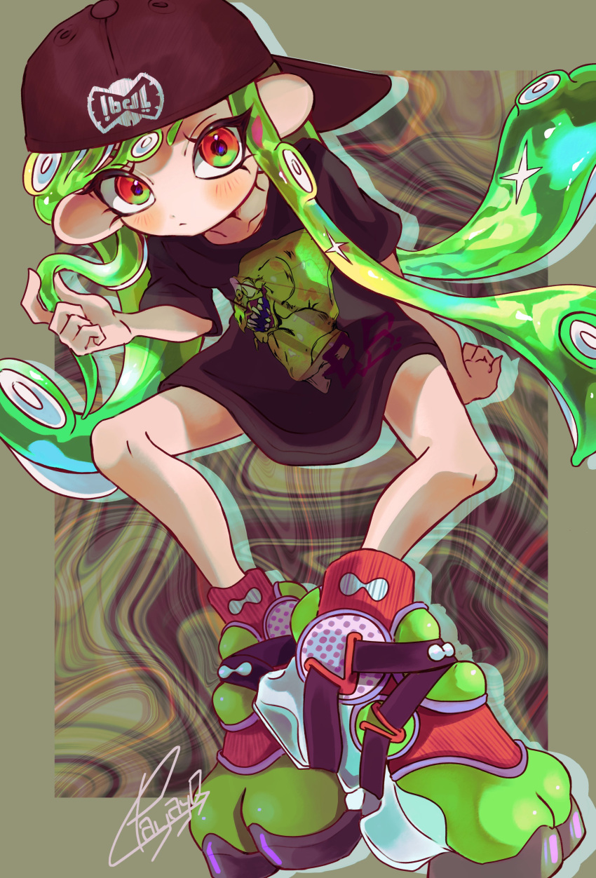 1girl absurdres backwards_hat baseball_cap black_headwear black_shirt border closed_mouth collarbone commentary full_body green_border green_footwear green_hair hat highres invisible_chair long_hair multicolored_footwear octoling octoling_girl payayo884 print_shirt red_eyes red_footwear shirt signature sitting solo splatoon_(series) splatoon_3 symbol-only_commentary tentacle_hair