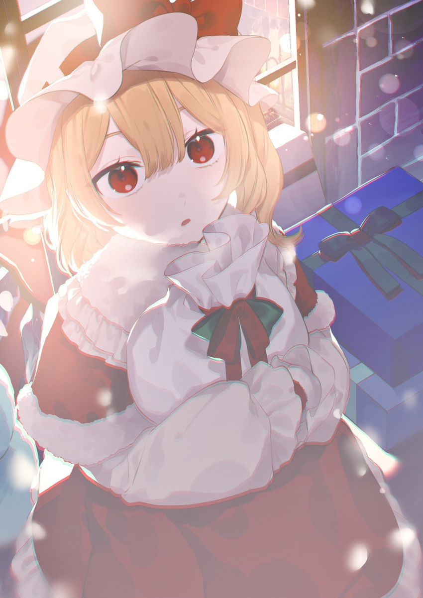 1girl bag blonde_hair box capelet christmas flandre_scarlet fur-trimmed_capelet fur_trim gift gift_box hat highres holding holding_bag laspberry. mob_cap red_capelet red_eyes red_skirt shirt short_hair skirt solo touhou white_shirt