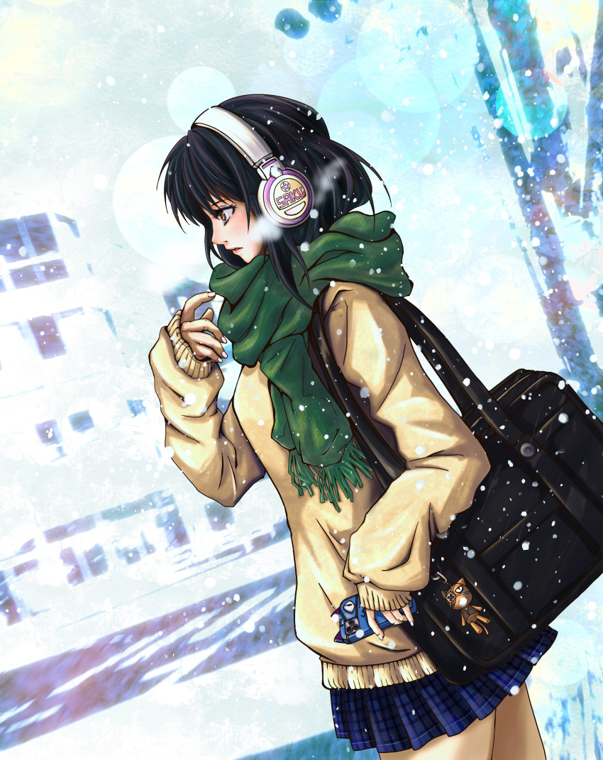 1girl absurdres artist_name bag black_bag black_hair blue_skirt brown_eyes brown_sweater cellphone commentary dutch_angle green_scarf headphones highres holding holding_phone long_hair looking_to_the_side original outdoors phone pleated_skirt road sakunaroku scarf shoulder_bag skirt smartphone snow solo steam street sweater traffic_light