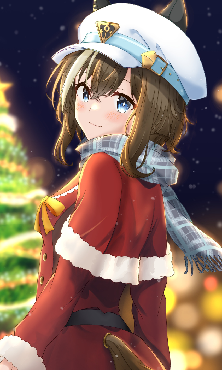 1girl absurdres animal_ears blue_eyes blue_scarf blurry blurry_background brown_hair cheval_grand_(umamusume) christmas christmas_tree coat commentary depth_of_field ears_through_headwear english_commentary fringe_trim fur-trimmed_coat fur_trim hat highres horse_ears horse_girl horse_tail kumakotoy light_blush long_sleeves looking_at_viewer looking_back medium_hair multicolored_hair night night_sky peaked_cap plaid plaid_scarf red_coat santa_costume scarf sky snowing solo standing streaked_hair tail umamusume white_headwear