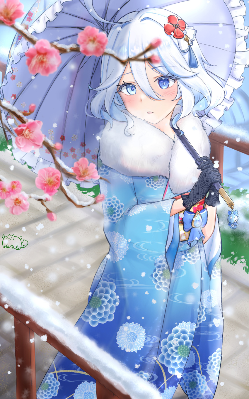 1girl absurdres ahoge black_gloves blue_bow blue_eyes blue_kimono bow cherry_blossoms commentary_request cowboy_shot feather_coat floral_print furina_(genshin_impact) genshin_impact gloves highres holding holding_umbrella japanese_clothes kimono looking_at_viewer nekozuki_nanaka no_headwear outdoors parted_lips railing short_hair snowing solo standing umbrella white_hair