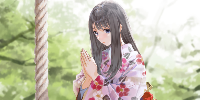 1girl absurdres blue_eyes blue_reflection blue_reflection_sun blush commentary_request floral_print grey_hair hatsumoude highres japanese_clothes kasuga_shiho kimono kishida_mel long_hair looking_at_viewer new_year official_art outdoors own_hands_clasped own_hands_together parted_lips rope solo upper_body