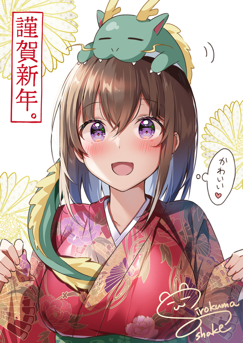 :d blush brown_hair closed_eyes collarbone commentary_request dragon dragon_horns fangs floral_print_kimono gradient_hair hair_between_eyes happy_new_year hawawa-chan_(shiro_kuma_shake) highres horns japanese_clothes kimono looking_at_viewer multicolored_hair new_year obi original print_kimono purple_hair red_kimono sash shiro_kuma_shake short_hair signature smile upper_body violet_eyes white_background wide_sleeves