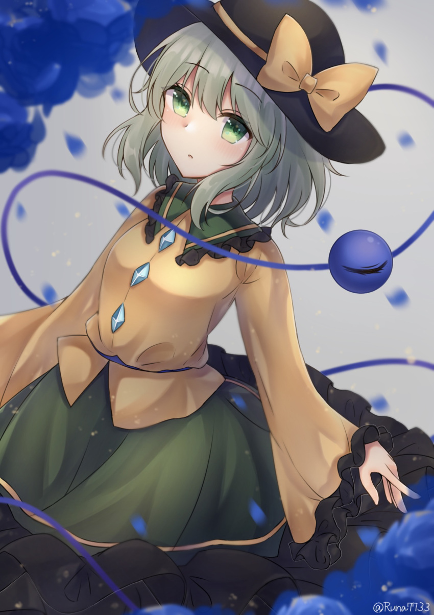 1girl black_headwear blouse blue_background bow breasts collared_shirt frilled_shirt_collar frilled_skirt frilled_sleeves frills green_eyes green_skirt hat hat_bow hat_ribbon head_tilt highres komeiji_koishi long_sleeves looking_at_viewer ribbon runa_(runa7733) shirt skirt small_breasts solo third_eye touhou white_background wide_sleeves yellow_bow yellow_ribbon yellow_shirt