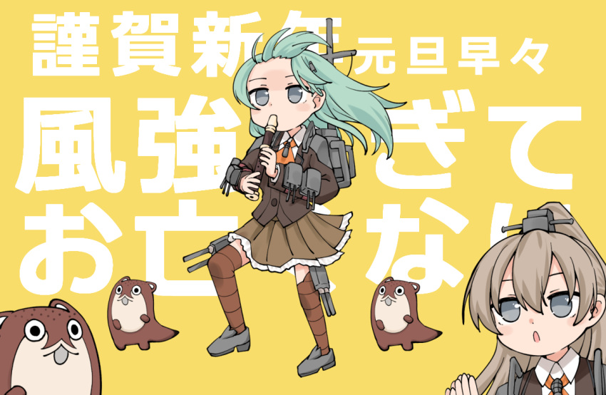 2girls akizuki_akina blazer bokukawauso brown_hair brown_jacket brown_skirt brown_thighhighs collared_shirt commentary_request empty_eyes floating_hair flute forehead green_hair grey_eyes instrument jacket kantai_collection kumano_(kancolle) kyoufuu_all_back_(vocaloid) long_hair long_sleeves multiple_girls music necktie orange_necktie playing_instrument pleated_skirt recorder rigging shirt skirt suzuya_(kancolle) thigh-highs torpedo_tubes translation_request turret white_shirt wind yellow_background