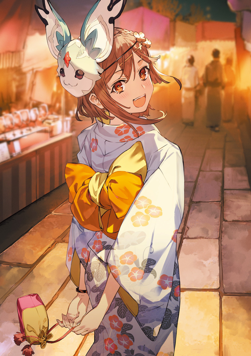 1girl atelier_(series) atelier_ryza atelier_ryza_3 brown_eyes brown_hair hair_ornament highres holding japanese_clothes kimono looking_at_viewer looking_back mask mask_on_head official_art outdoors reisalin_stout simple_background toridamono wide_sleeves