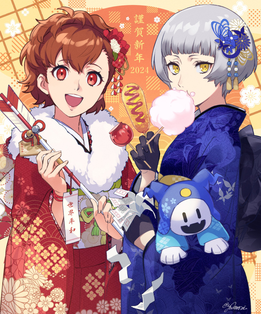 2girls absurdres alternate_costume arrow_(projectile) black_gloves blue_flower blue_kimono blunt_bangs bob_cut brown_hair candy_apple character_doll commentary_request cotton_candy doll eating elizabeth_(persona) flower food food_in_mouth food_on_face fur_collar gloves hair_flower hair_ornament half_gloves highres holding holding_arrow holding_food jack_frost japanese_clothes kimono lips looking_at_viewer multiple_girls open_mouth persona persona_3 persona_3_portable pink_lips ponytail red_eyes red_flower red_kimono shiomi_kotone short_hair signature smile teeth upper_teeth_only white_hair wide_sleeves yellow_eyes yokaroni yukata