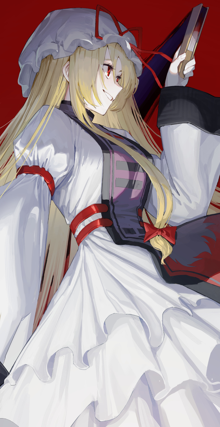 1girl absurdres blonde_hair bow dress goback hand_fan hat highres holding holding_fan long_hair long_sleeves mob_cap red_background red_bow red_eyes simple_background smile solo touhou white_dress white_headwear yakumo_yukari
