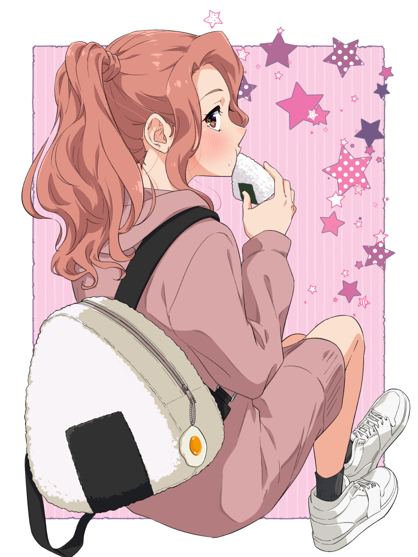 1girl backpack bag black_socks commentary_request eating edomon-do food from_behind highres hisame_(mona_lisa_no_zaregoto) holding holding_food long_hoodie long_sleeves mona_lisa_no_zaregoto onigiri pibk_hoodie red_eyes redhead sitting socks solo white_footwear
