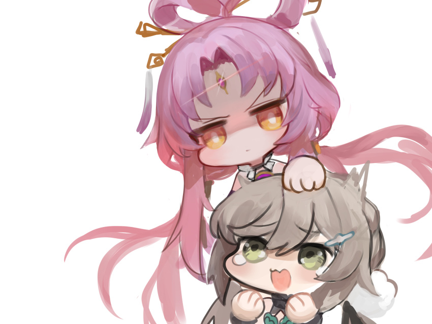 2girls bare_shoulders chibi closed_mouth commentary_request dokomon floating_hair forehead_jewel fu_xuan_(honkai:_star_rail) green_eyes grey_hair hair_between_eyes hair_ornament hair_rings hairclip hand_on_another's_head hands_up highres honkai:_star_rail honkai_(series) korean_commentary long_hair low_twintails multiple_girls orange_eyes parted_bangs pink_hair qingque_(honkai:_star_rail) simple_background twintails v-shaped_eyebrows very_long_hair white_background