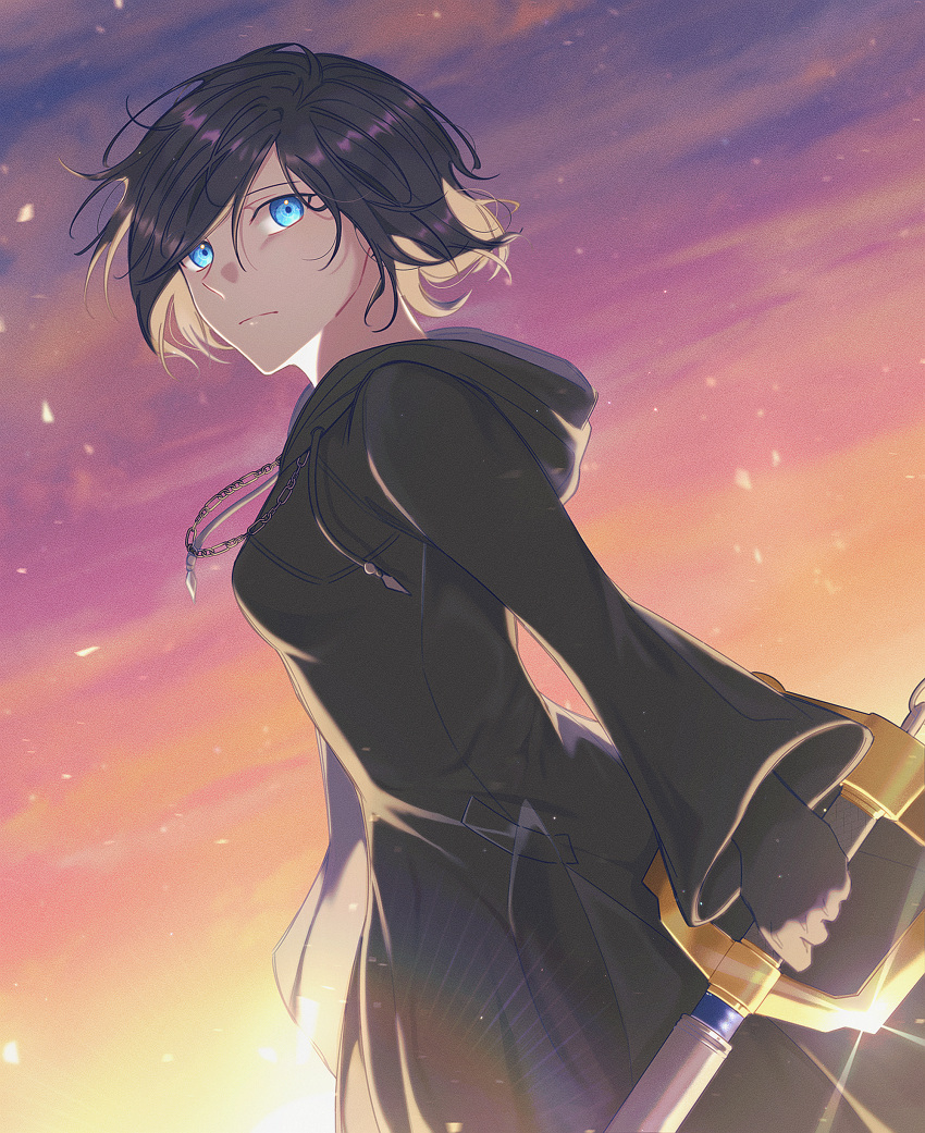 1girl absurdres black_coat black_hair breasts coat from_side gongju_s2 highres holding holding_weapon hood hood_down hooded_coat keyblade kingdom_hearts looking_to_the_side short_hair sky small_breasts solo standing twilight weapon xion_(kingdom_hearts)