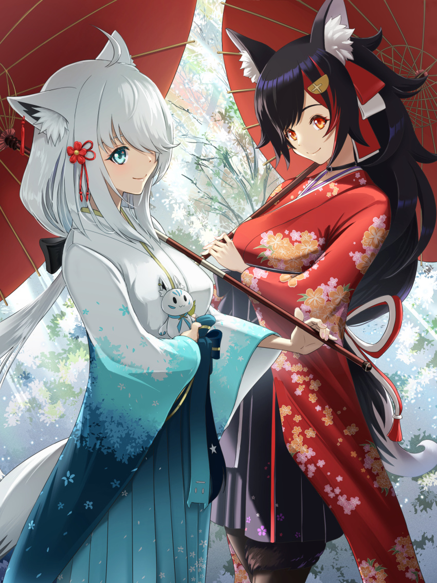 2girls ahoge animal_ear_fluff animal_ears black_hair black_pantyhose braid chiga_akira commentary_request earrings fox_ears fox_girl fox_tail green_eyes hair_between_eyes hair_ornament hair_over_one_eye hairclip highres hololive japanese_clothes jewelry kimono long_hair looking_at_another multicolored_hair multiple_girls oil-paper_umbrella ookami_mio ookami_mio_(new_year) pantyhose red_kimono redhead shirakami_fubuki shirakami_fubuki_(new_year) sidelocks single_braid smile streaked_hair sukonbu_(shirakami_fubuki) tail tail_around_own_leg umbrella virtual_youtuber white_hair white_kimono wolf wolf_girl wolf_tail