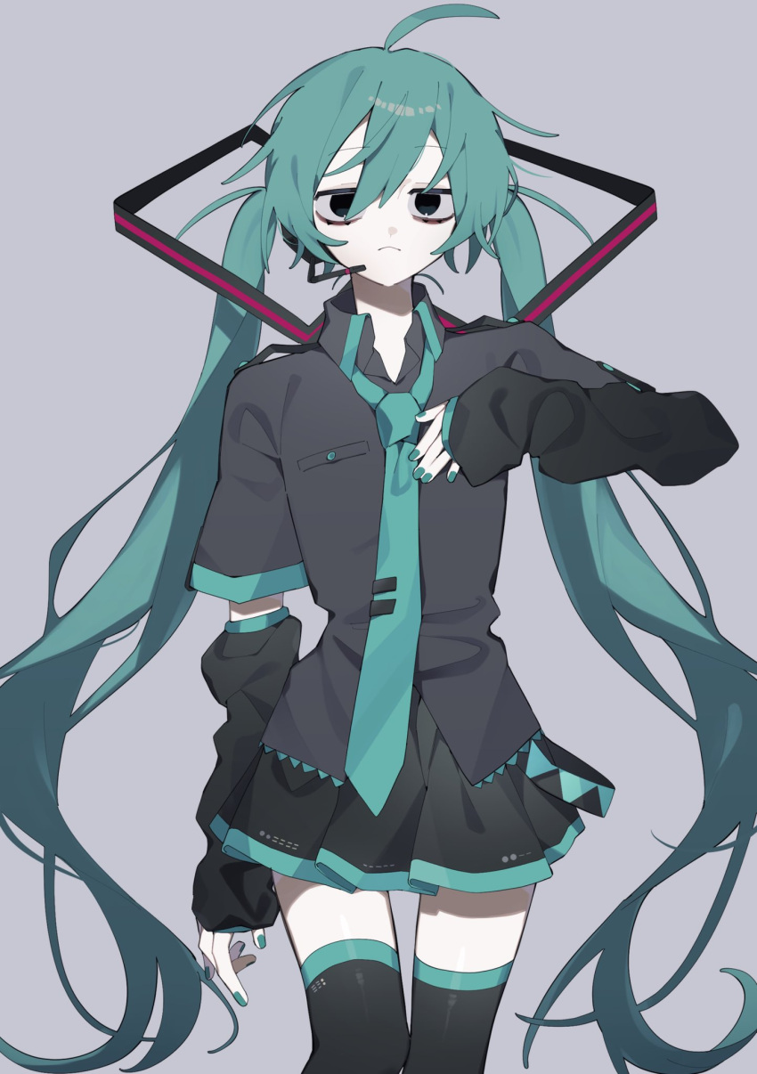 1girl black_shirt black_skirt black_thighhighs blue_hair blue_nails blue_necktie closed_mouth collared_shirt detached_sleeves grey_background hatsune_miku headphones headset highres long_hair looking_at_viewer nail_polish necktie pleated_skirt shirt simple_background skirt solo thigh-highs twintails very_long_hair vocaloid xx_asui