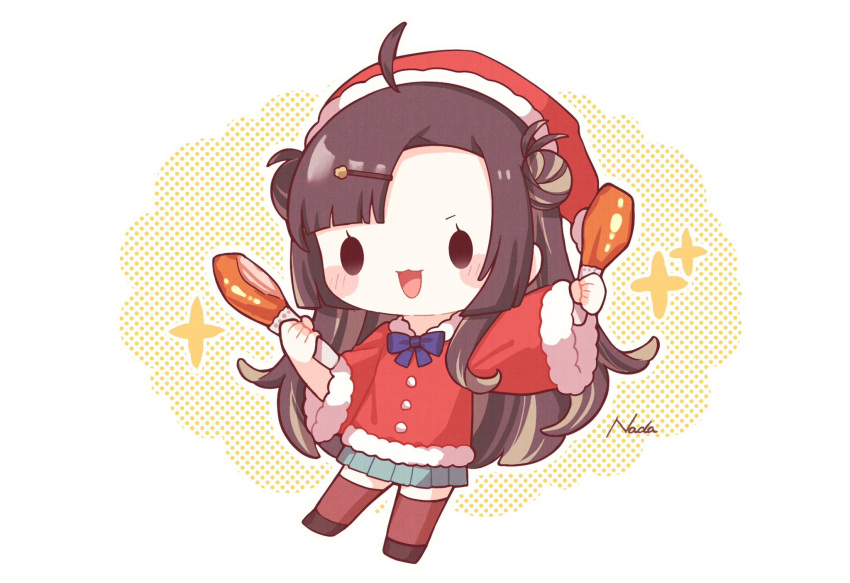 1girl :3 black_hair blush brown_hair chibi chicken_(food) christmas double_bun food full_body fur_trim hair_bun hair_ornament hairclip hat highres holding holding_food kantai_collection long_hair long_sleeves makinami_(kancolle) multicolored_hair nada_namie official_alternate_costume open_mouth pleated_skirt santa_hat signature simple_background skirt solo sparkle thigh-highs