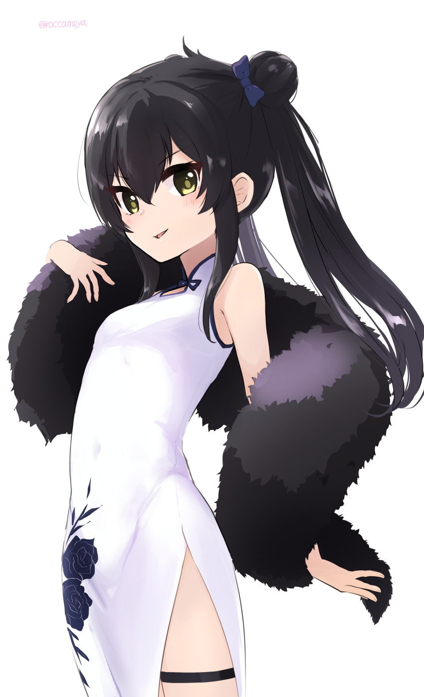 1girl absurdres black_hair black_shawl blue_bow bow china_dress chinese_clothes commentary_request covered_navel cowboy_shot double_bun dress eyelashes flat_chest floral_print fur_shawl hair_between_eyes hair_bow hair_bun hand_up highres idolmaster idolmaster_cinderella_girls light_blush long_hair looking_at_viewer matoba_risa parted_lips print_dress roccamoya rose_print shawl side_slit sidelocks sleeveless sleeveless_dress smile solo thigh_strap thighs twintails white_background white_dress yellow_eyes