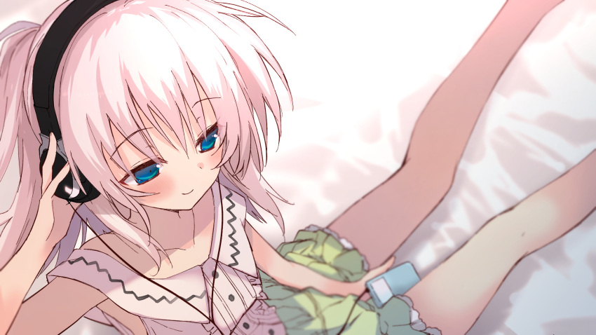1girl bed_sheet between_legs blue_eyes blurry blush casual chiisana_kanojo_no_serenade closed_mouth collarbone commentary depth_of_field digital_media_player feet_out_of_frame foreshortening frilled_skirt frills from_above green_skirt hair_between_eyes hand_between_legs hand_on_headphones hand_up headphones highres katagai_shione long_hair looking_down miniskirt nagesuteaka pink_hair ponytail shirt sitting skirt sleeveless sleeveless_shirt smile solo white_shirt