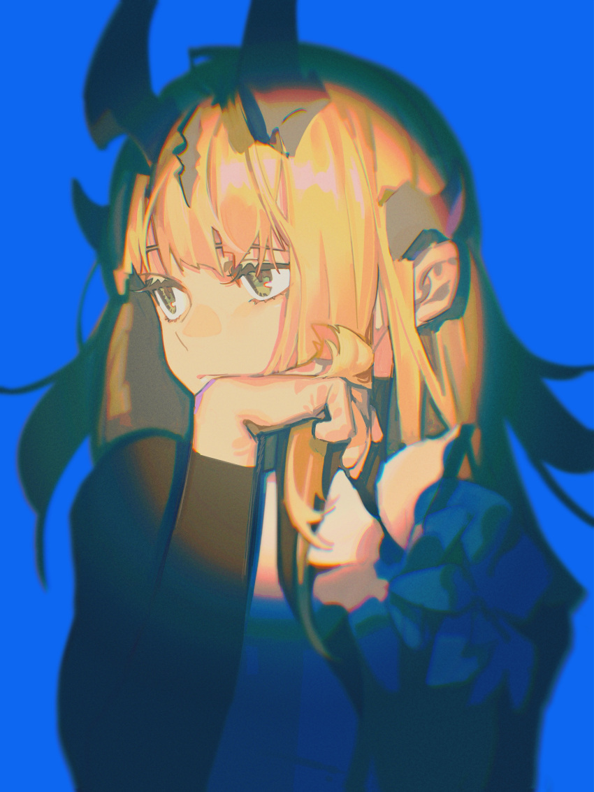 1girl absurdres arknights blonde_hair blue_background blue_flower blurry closed_mouth commentary_request flower green_eyes highres horns long_hair long_sleeves playing_with_own_hair reed_(arknights) simple_background solo spotlight stay-strange