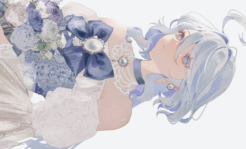 1girl alternate_costume bare_shoulders bead_necklace beads black_choker blue_eyes blue_flower blue_hair blue_rose bouquet bow brooch choker closed_mouth colored_inner_hair cowlick detached_sleeves dress drop-shaped_pupils earrings film_grain flower furina_(genshin_impact) genshin_impact grey_hair highres holding holding_bouquet jewelry juliet_sleeves large_bow light_particles long_sleeves looking_to_the_side multicolored_hair necklace omochichi96 puffy_sleeves purple_flower purple_rose rose sideways solo strapless strapless_dress white_background white_dress white_flower white_gemstone white_rose